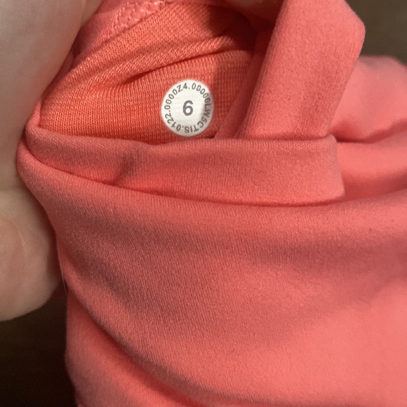 28’ Raspberry cream Lululemon Align Leggings - Picture 3 of 3